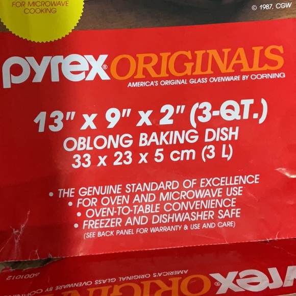 2 Pyrex Originals 3 qt & 2 qt oblong baking dishes - Picture 7 of 9